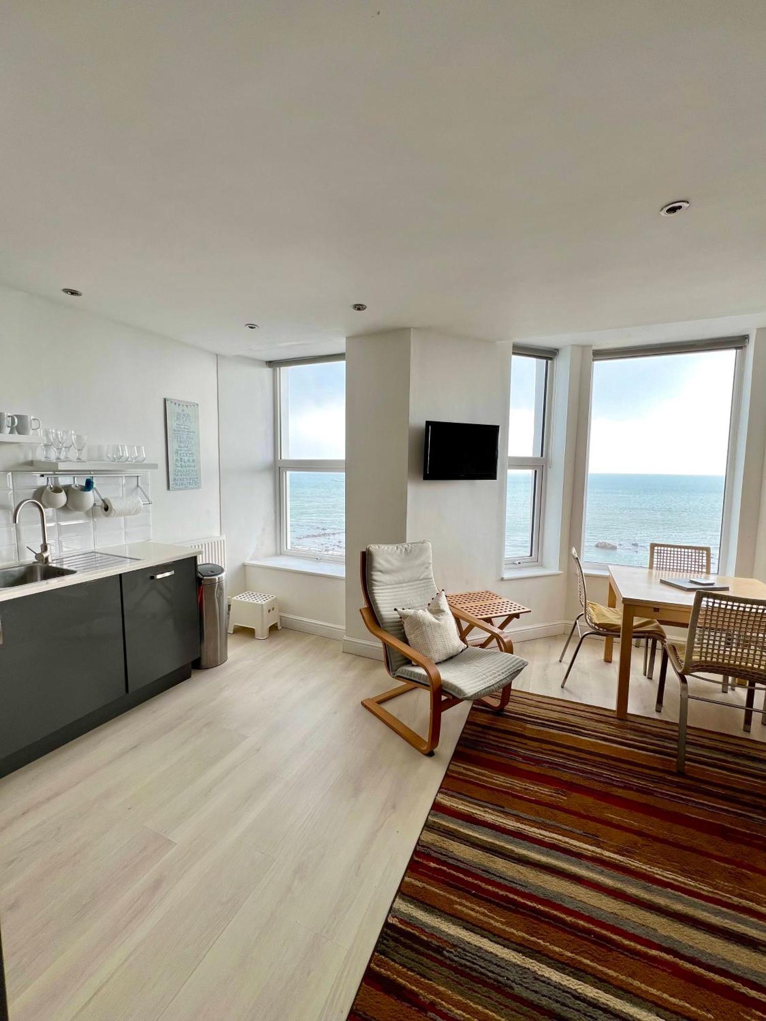 Marine Terrace Apartments Criccieth Luaran gambar